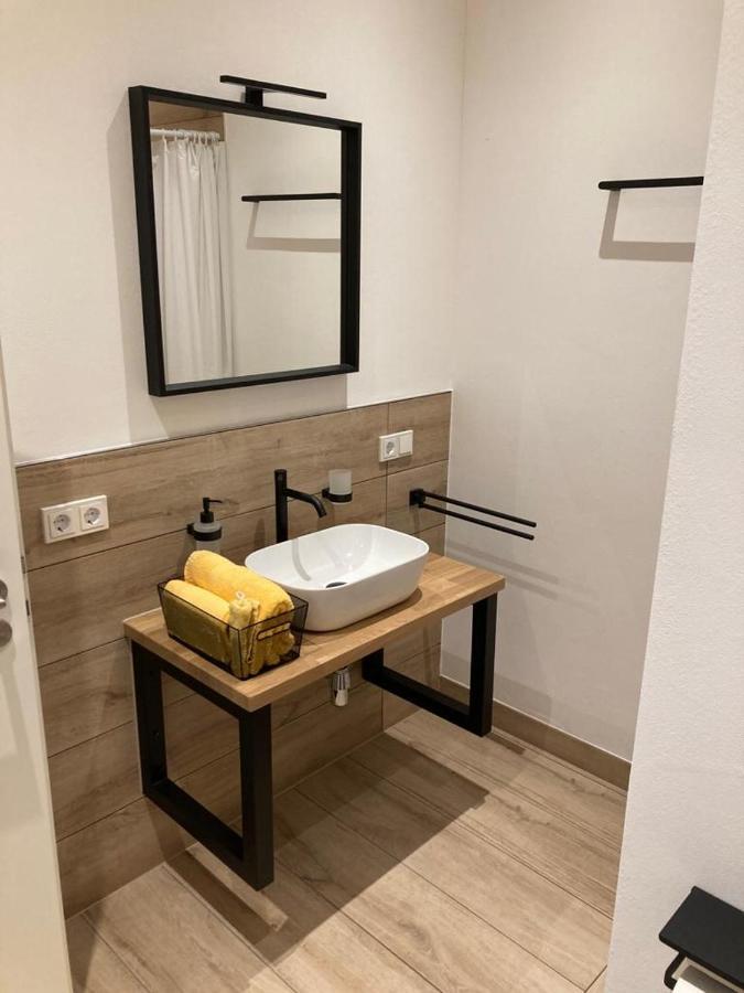 Apartamento Bergs Bahnhof Ralingen Exterior foto